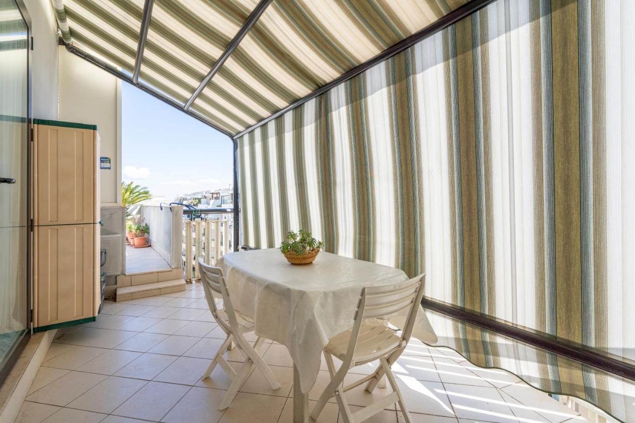 Grazia Attic Apartment With Terrace トラーニ エクステリア 写真
