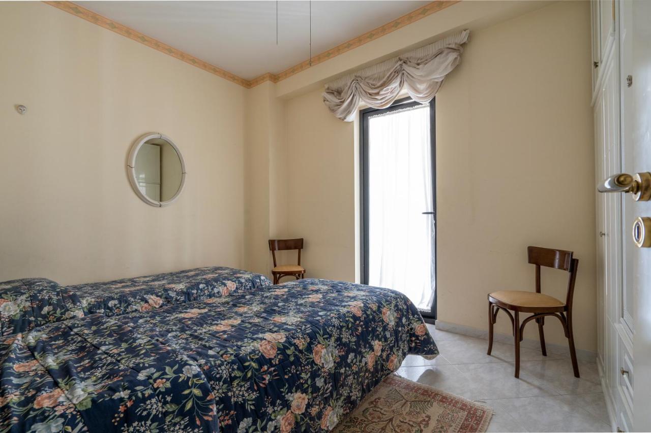Grazia Attic Apartment With Terrace トラーニ エクステリア 写真